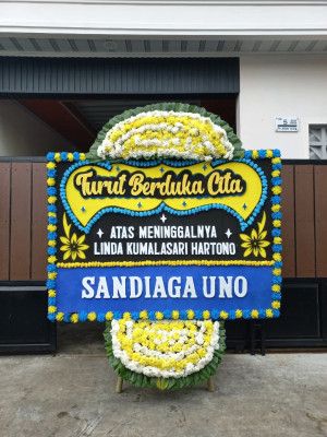 Papan Bunga Duka di Cimaja